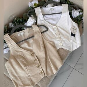 Hollister Linen-Blend Button Crop Top in White and Natural